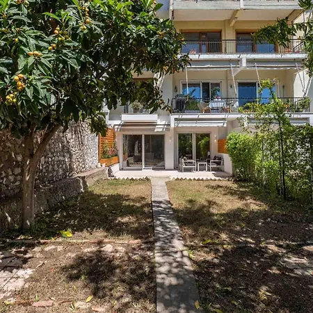 Apartment Hidden Garden