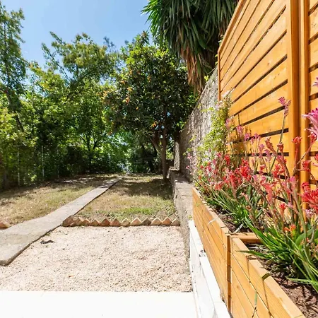 Hidden Garden Apartment Corfu (city)